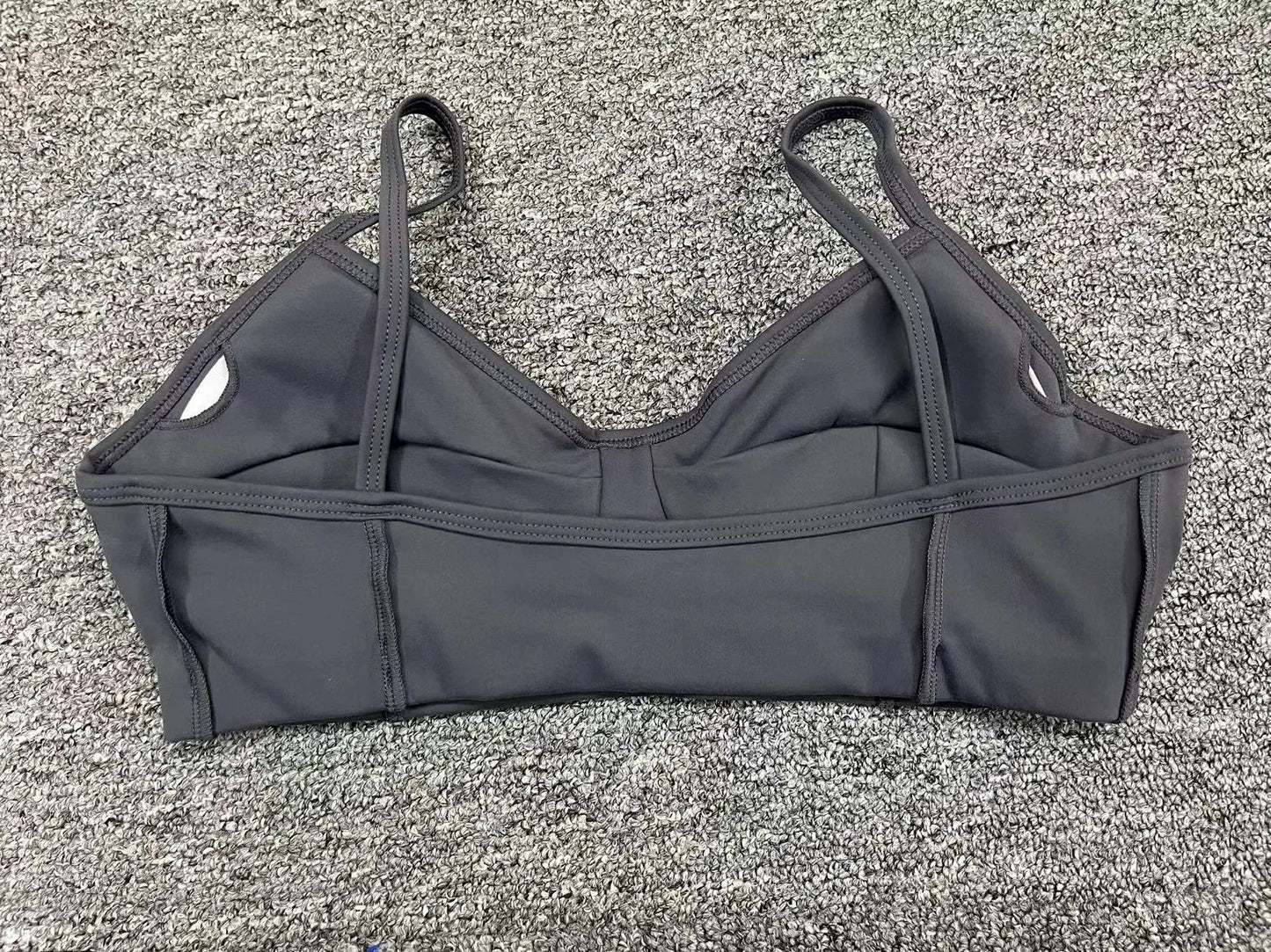 Women Fitmness Backless Gym Running Push Up Yoga Sports Tops Breathable Wrapped Yoga Sports Bras Padded Underwear Female