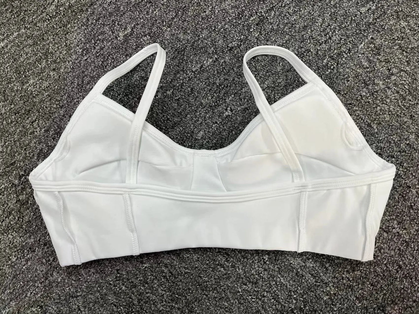 Women Fitmness Backless Gym Running Push Up Yoga Sports Tops Breathable Wrapped Yoga Sports Bras Padded Underwear Female